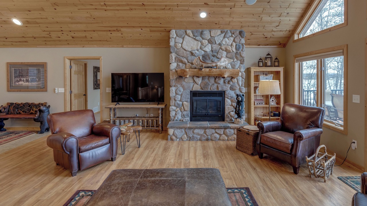 Photo of Livingroom in Crosslake