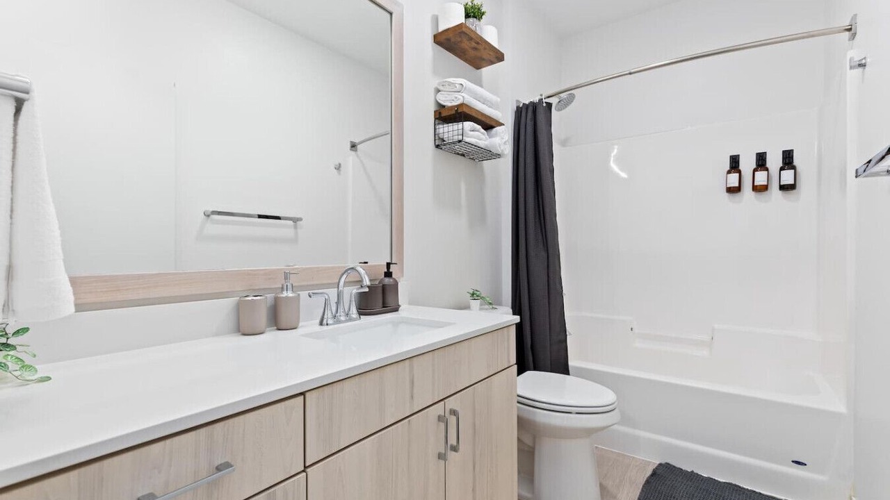 Photo of Bathroom in Uptown