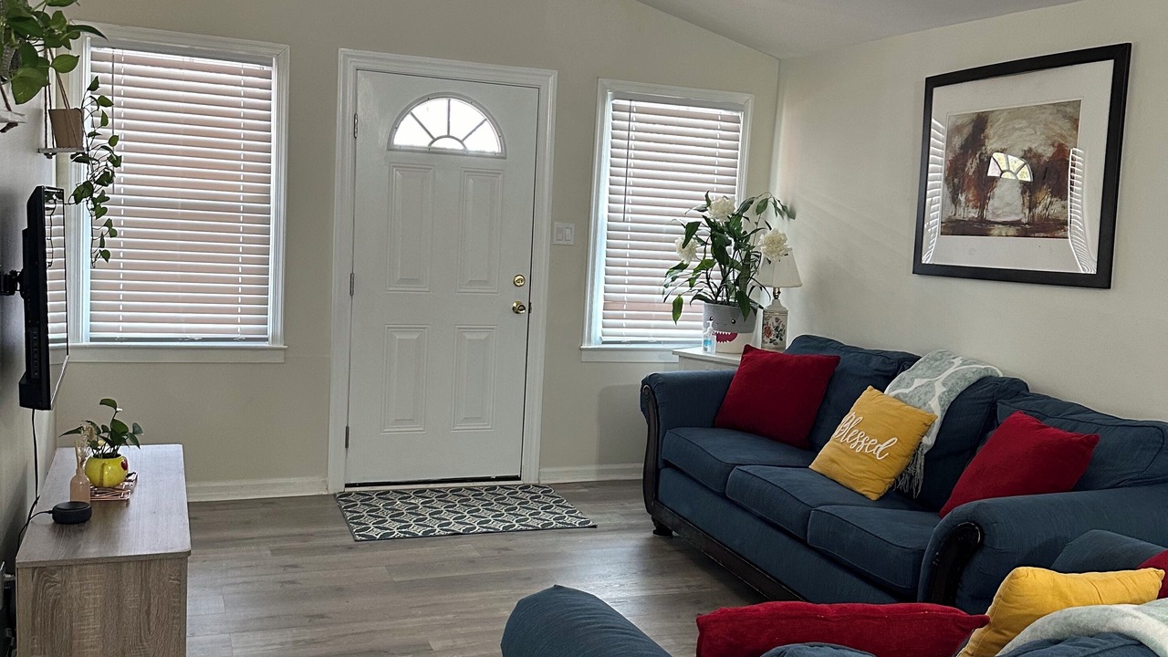 Photo of Livingroom in Laurel
