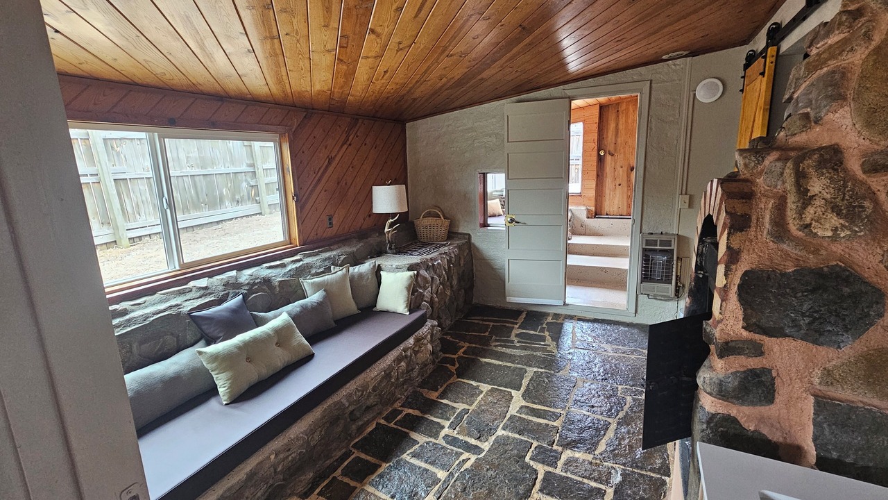 Photo of Livingroom in Eagle Nest