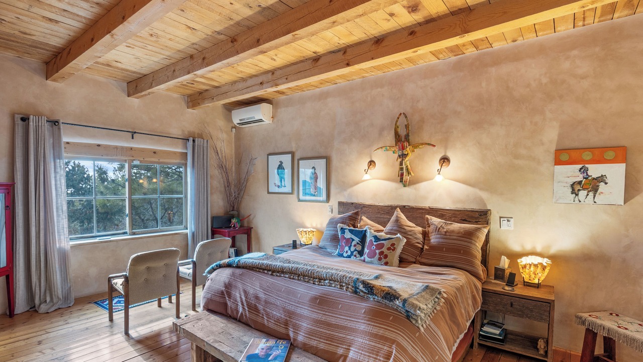 Photo of Bedroom in Canoncito