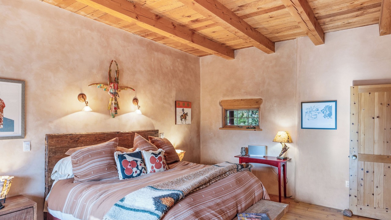 Photo of Bedroom in Canoncito