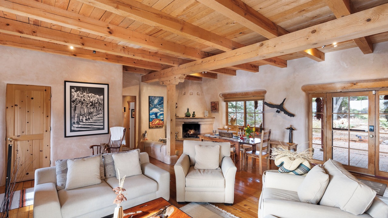 Photo of Livingroom in Canoncito