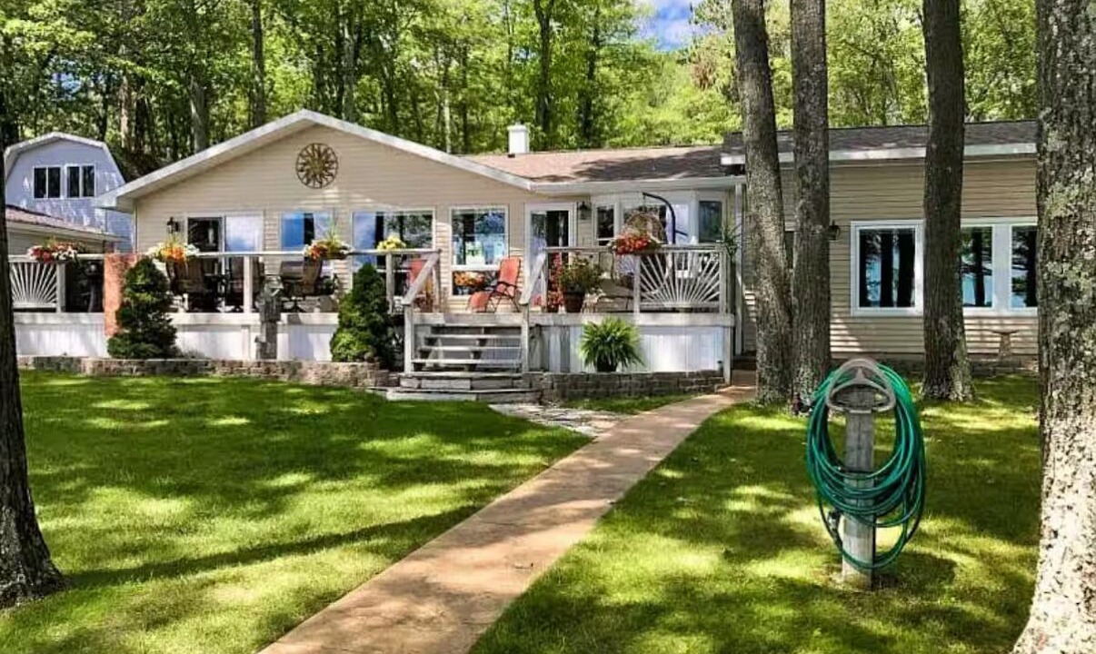 Photo of Outdoor in Hubbard Lake