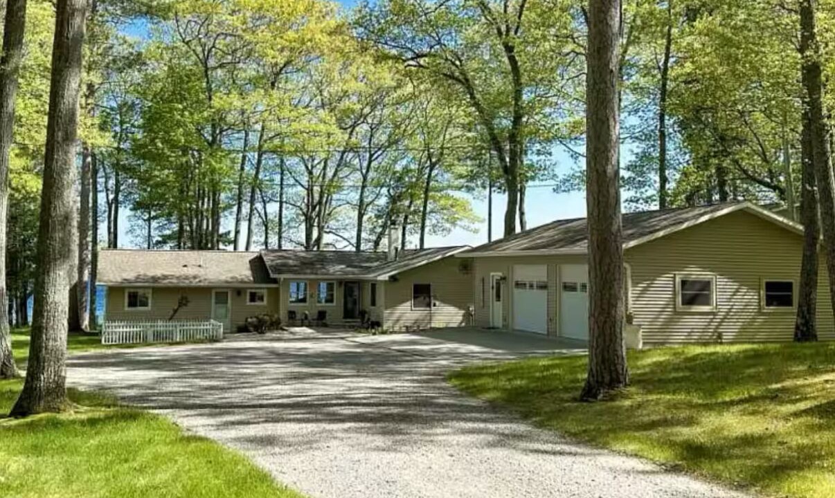 Photo of Outdoor in Hubbard Lake
