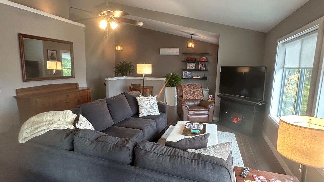 Photo of Livingroom in Mooers Forks