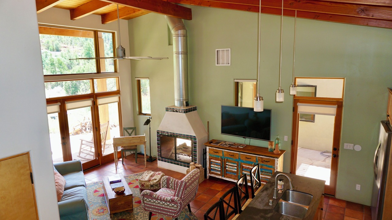 Photo of Livingroom in Canoncito