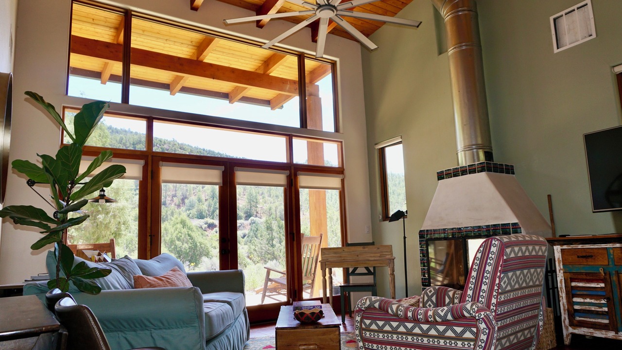Photo of Livingroom in Canoncito