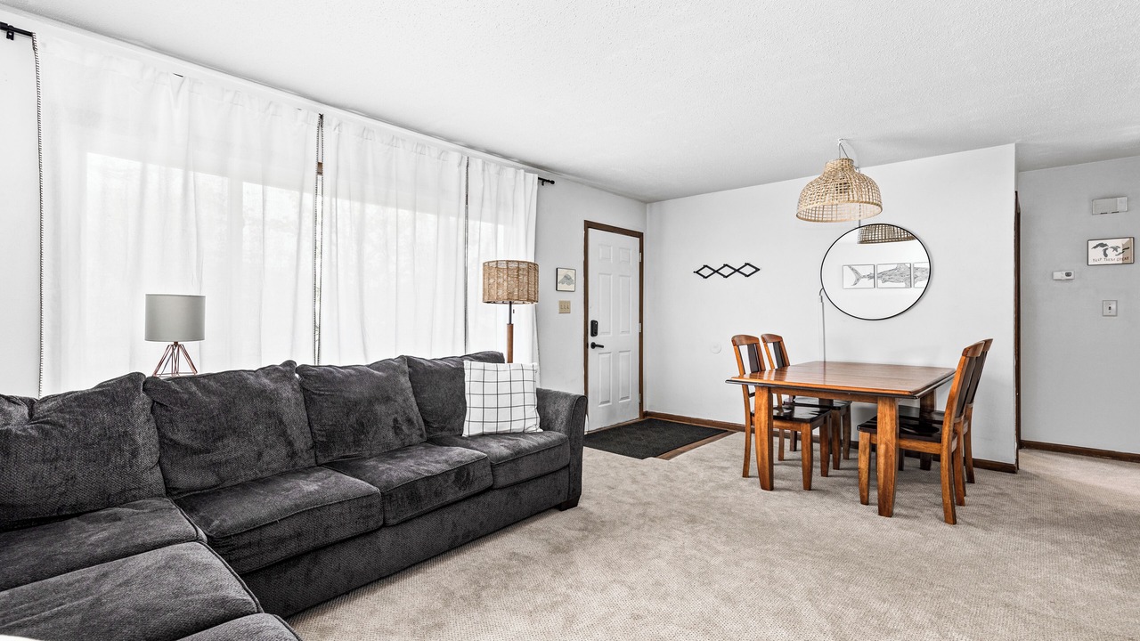 Photo of Livingroom in Superior