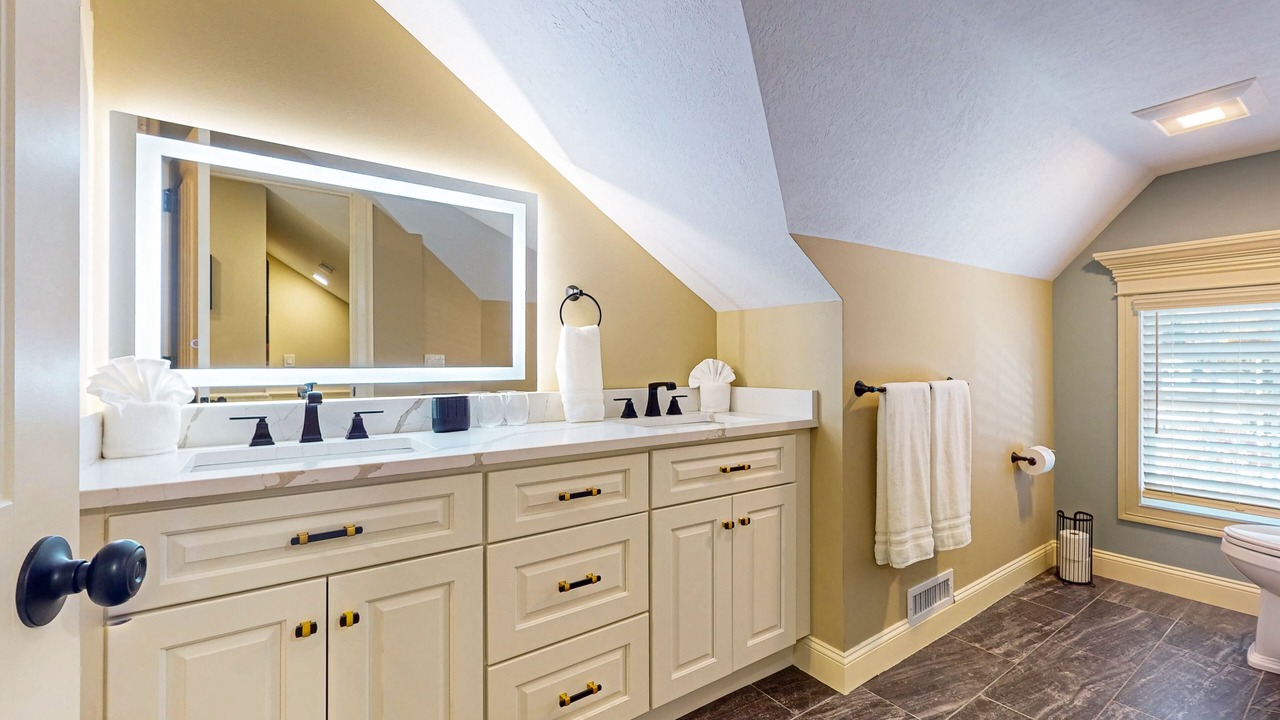 Photo of Bathroom in Holyoke
