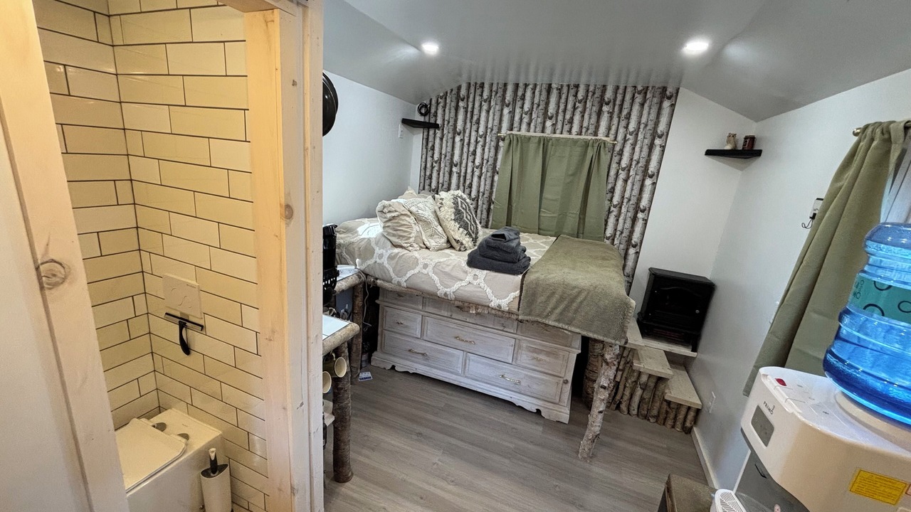 Photo of Bedroom in Elizabethtown