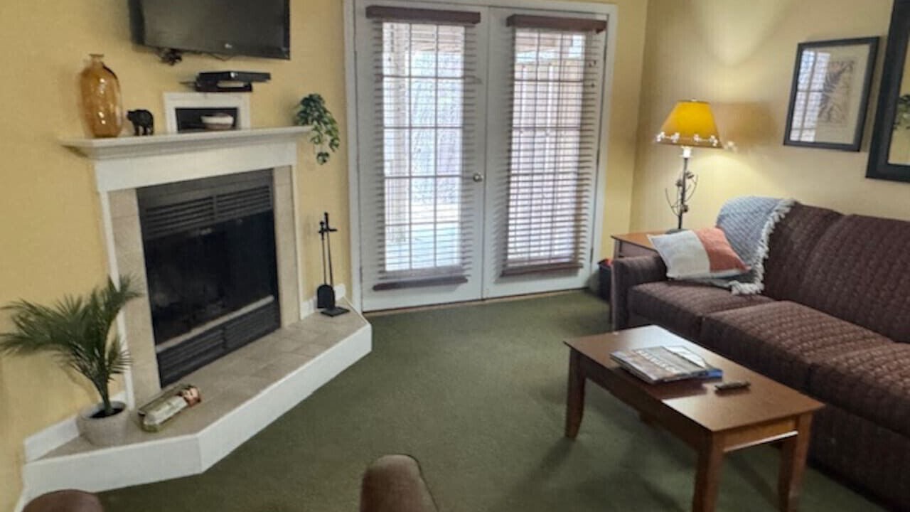 Photo of Livingroom in Francestown