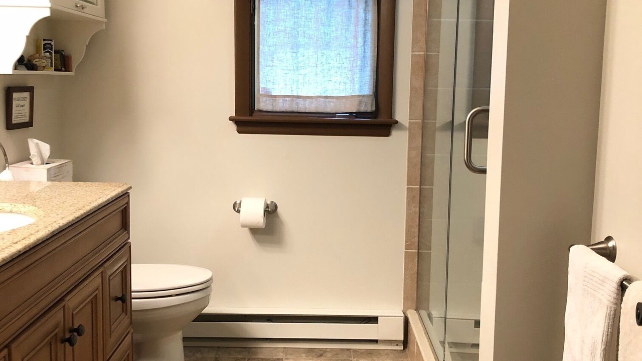 Photo of Bathroom in Ashland