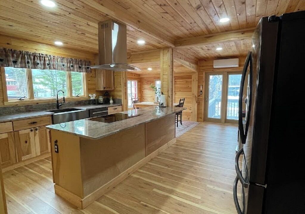 Photo of Kitchen in Inlet