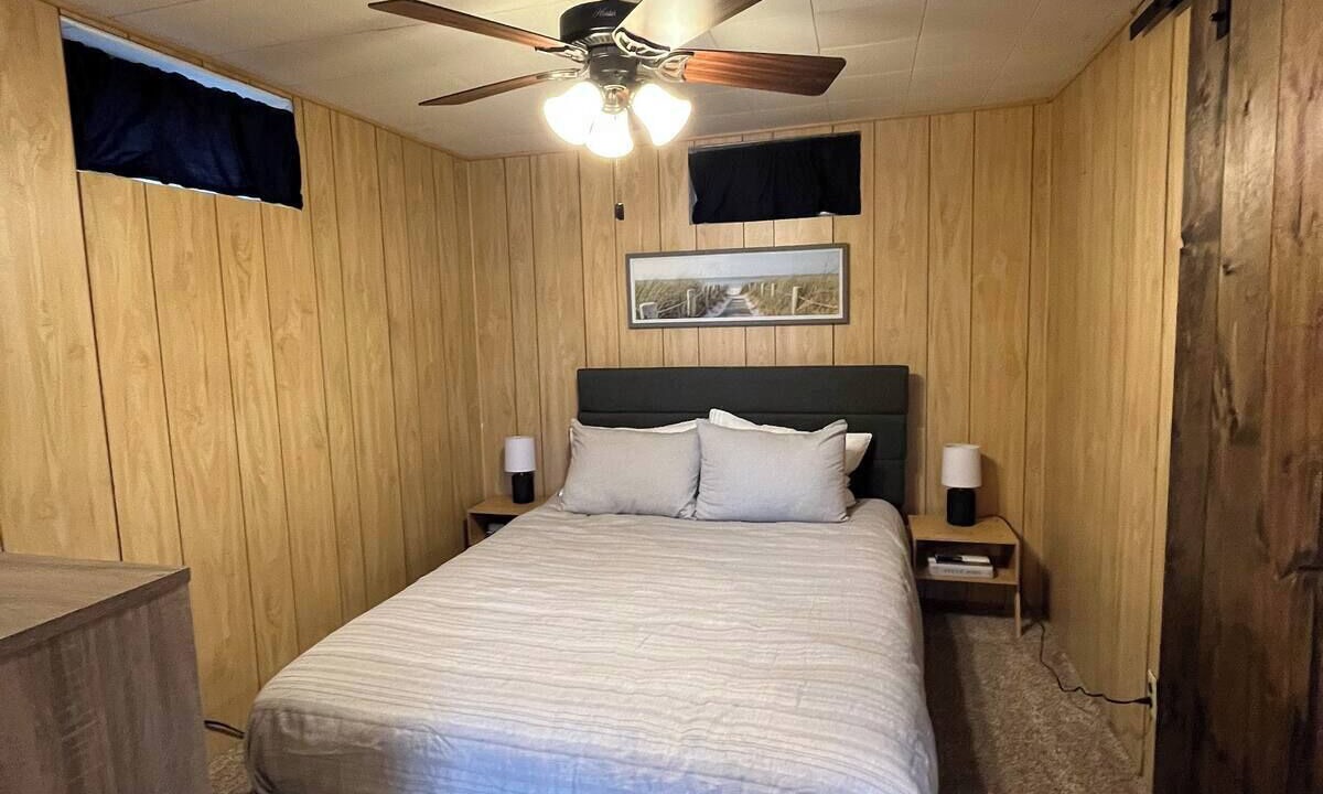 Photo of Bedroom in New Auburn