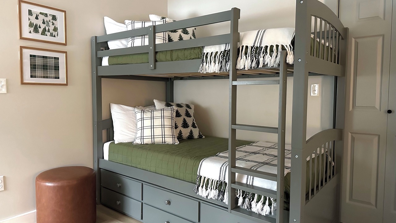 Photo of Bedroom in Friendsville