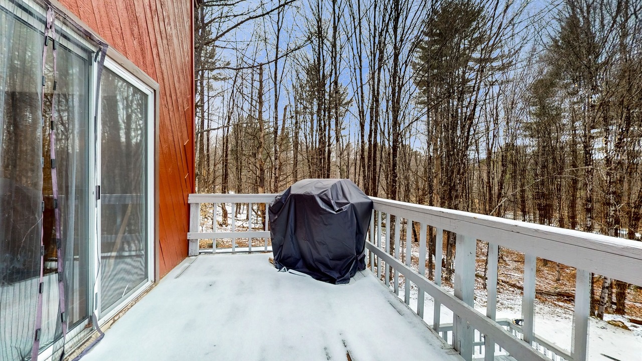 Photo of Patio Balcony in West Hartford