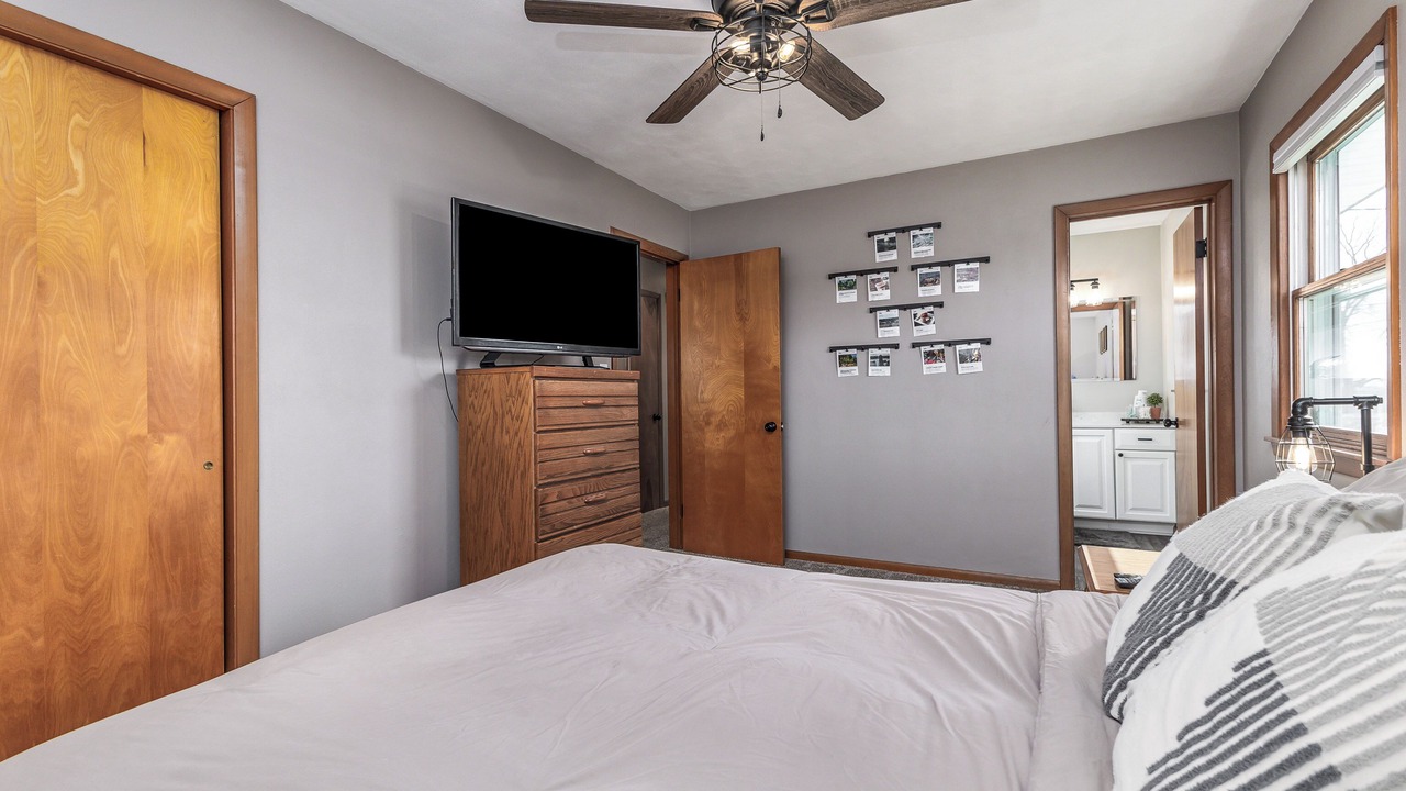 Photo of Bedroom in Dubuque