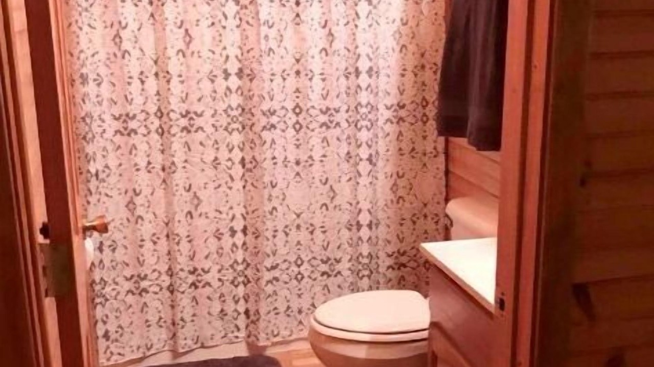 Photo of Bathroom in Elkins