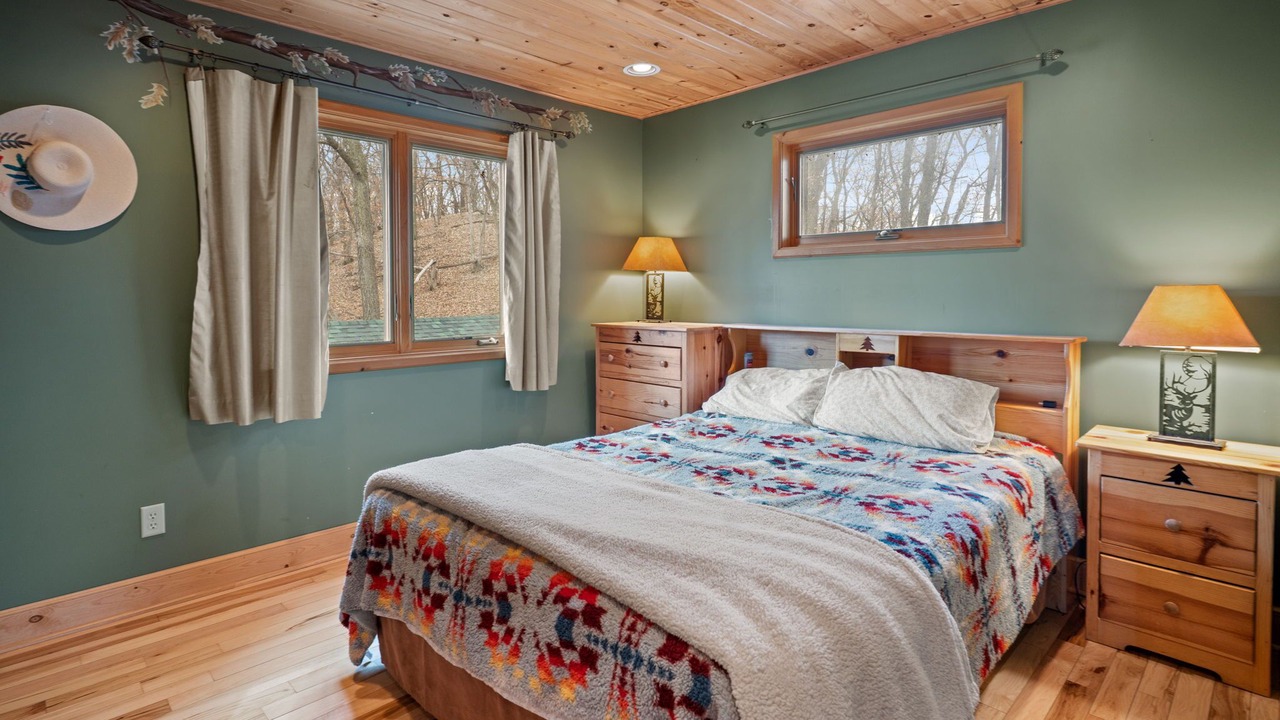 Photo of Bedroom in South Haven
