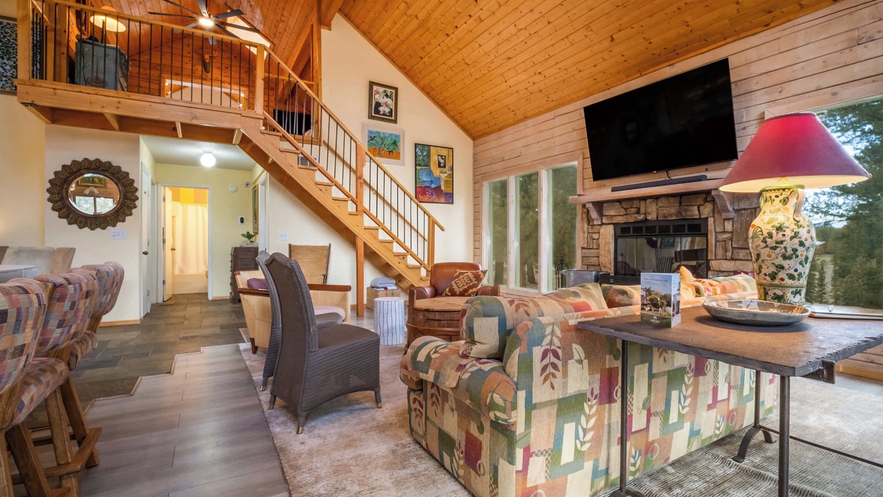 Photo of Livingroom in Angel Fire