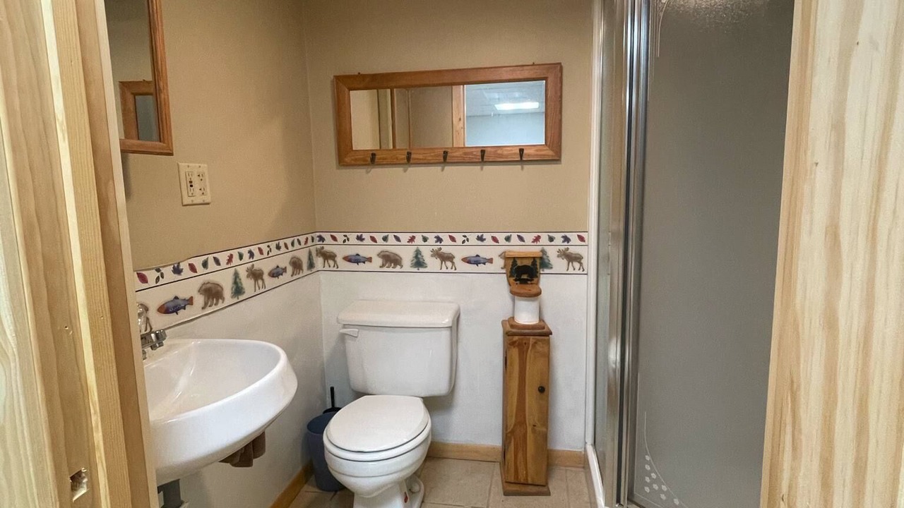Photo of Bathroom in Siren