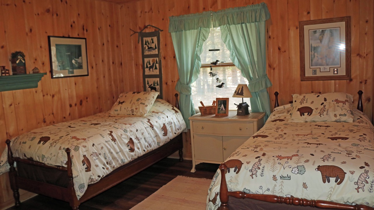 Photo of Bedroom in Siren