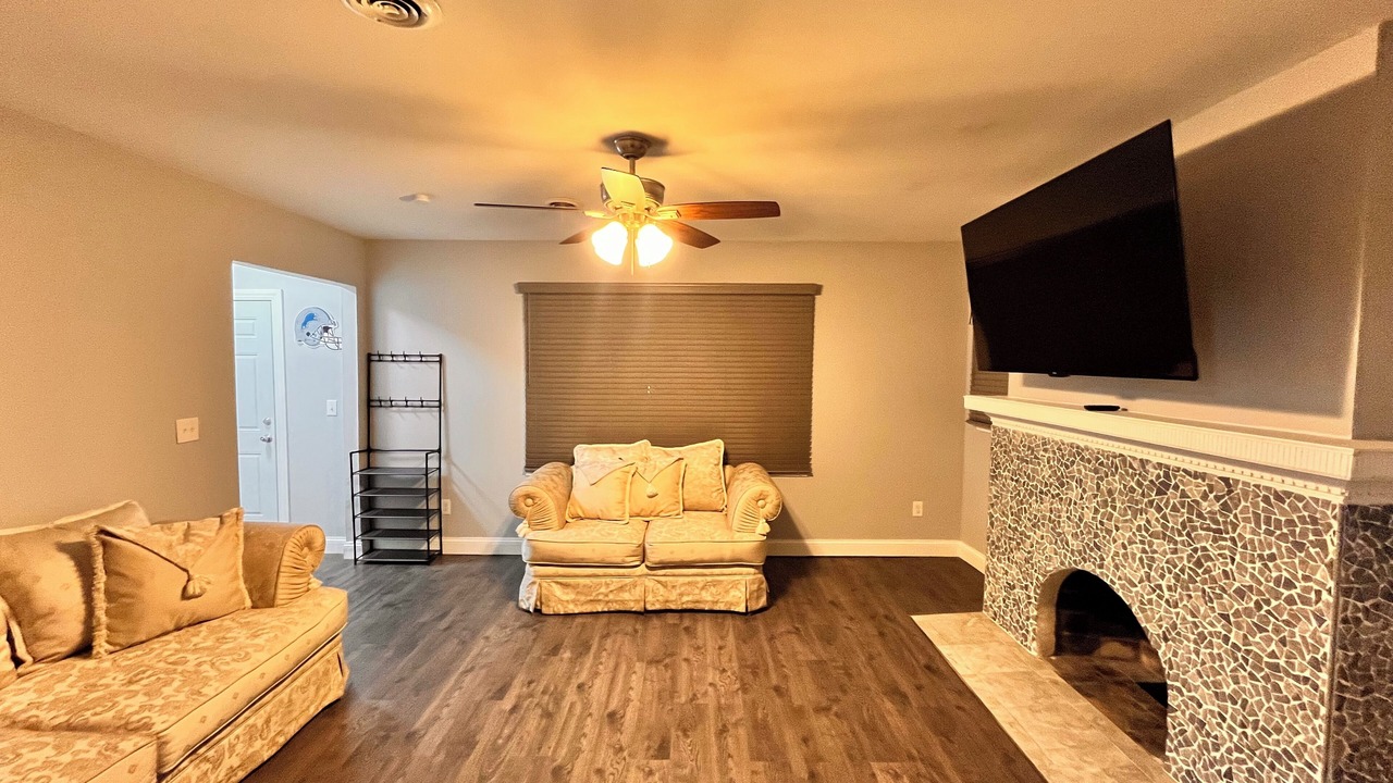 Photo of Livingroom in Detroit