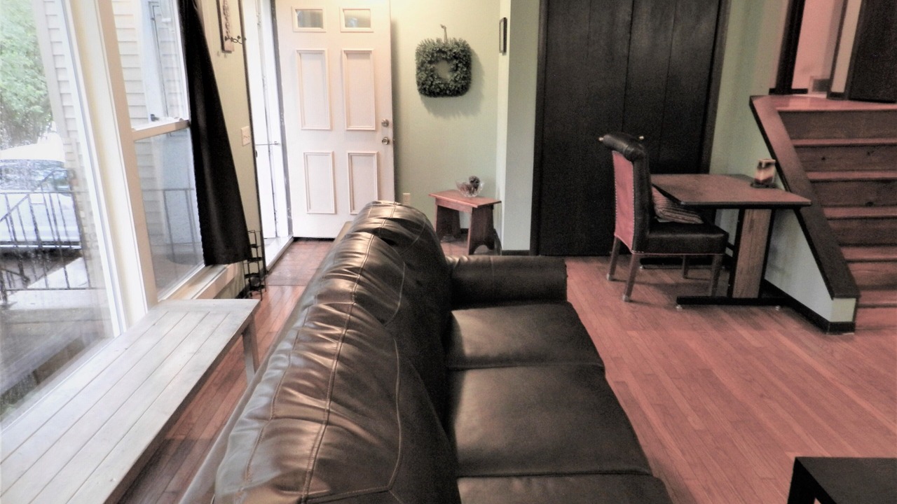 Photo of Livingroom in Madison