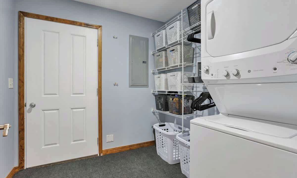Photo of Bedroom in Buckeye Lake