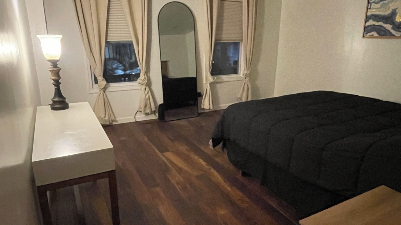 Photo of Bedroom in Utica