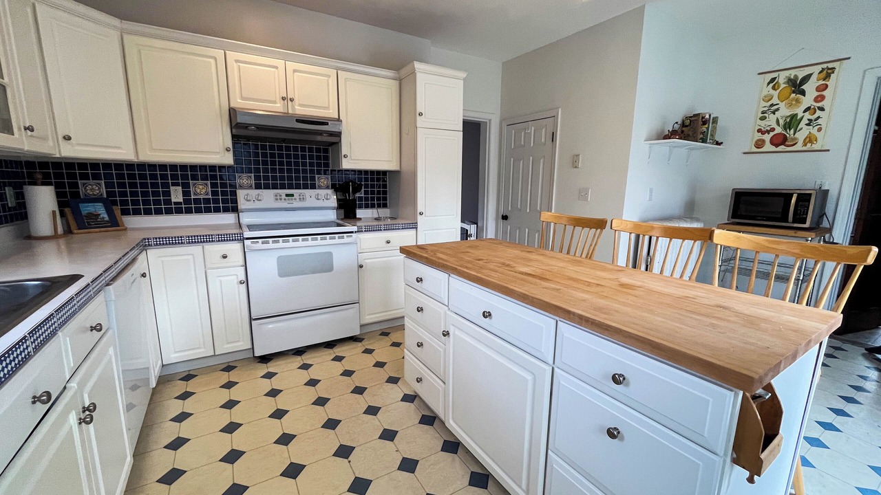 Photo of Kitchen in Oswego