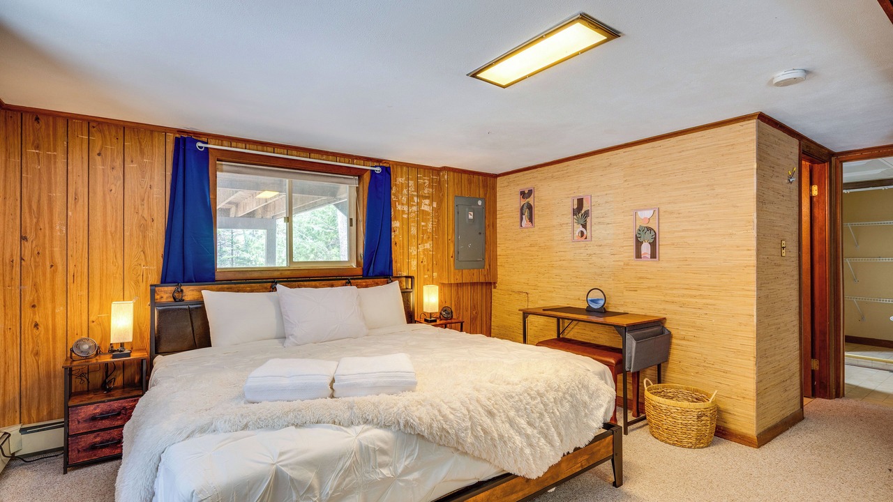 Photo of Bedroom in Woodsville
