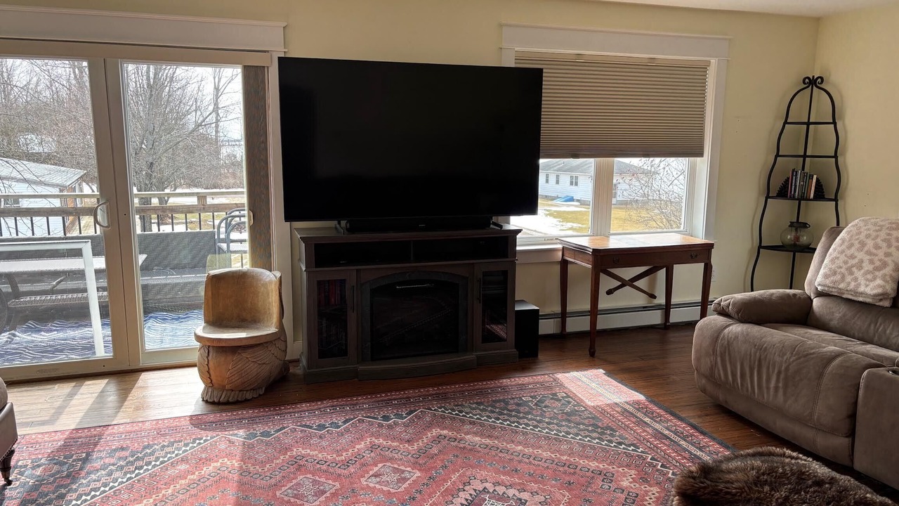 Photo of Livingroom in South Hero