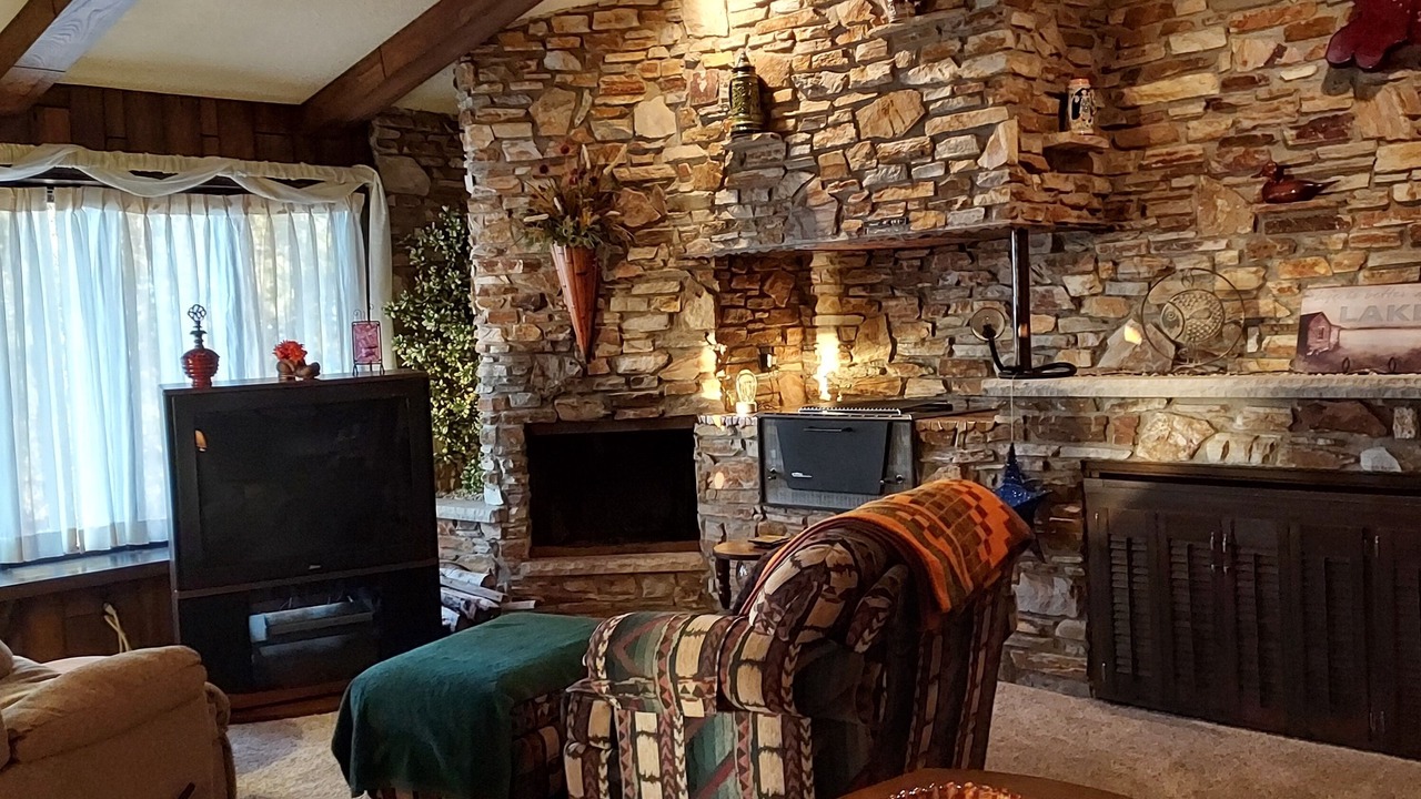 Photo of Livingroom in Shawano