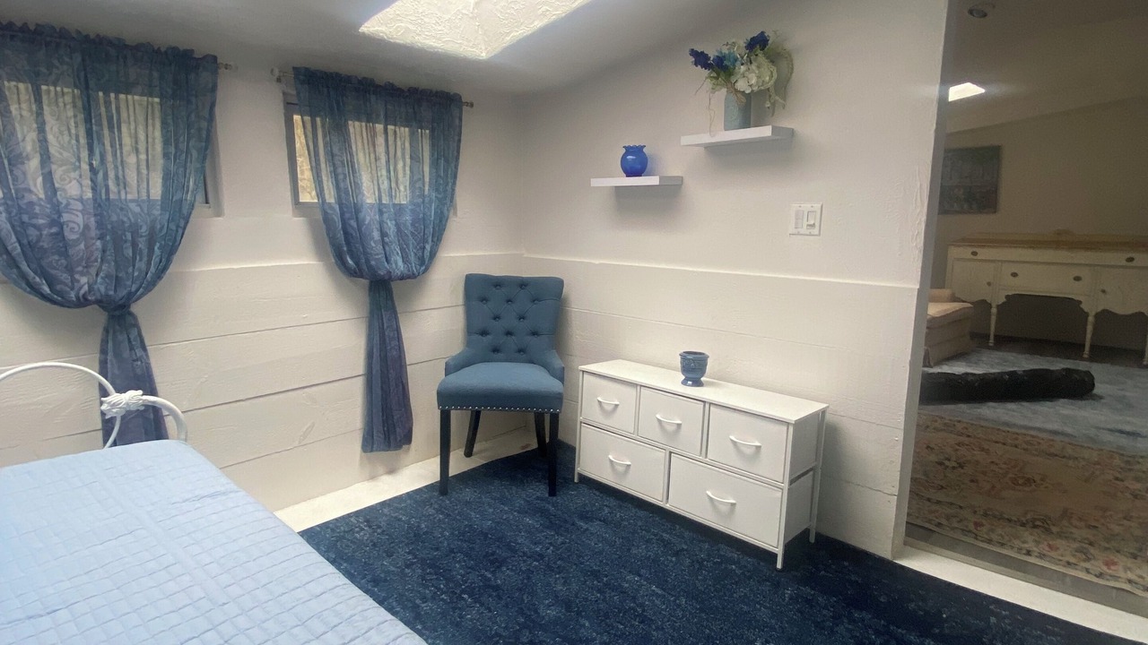 Photo of Bedroom in Ellwood City