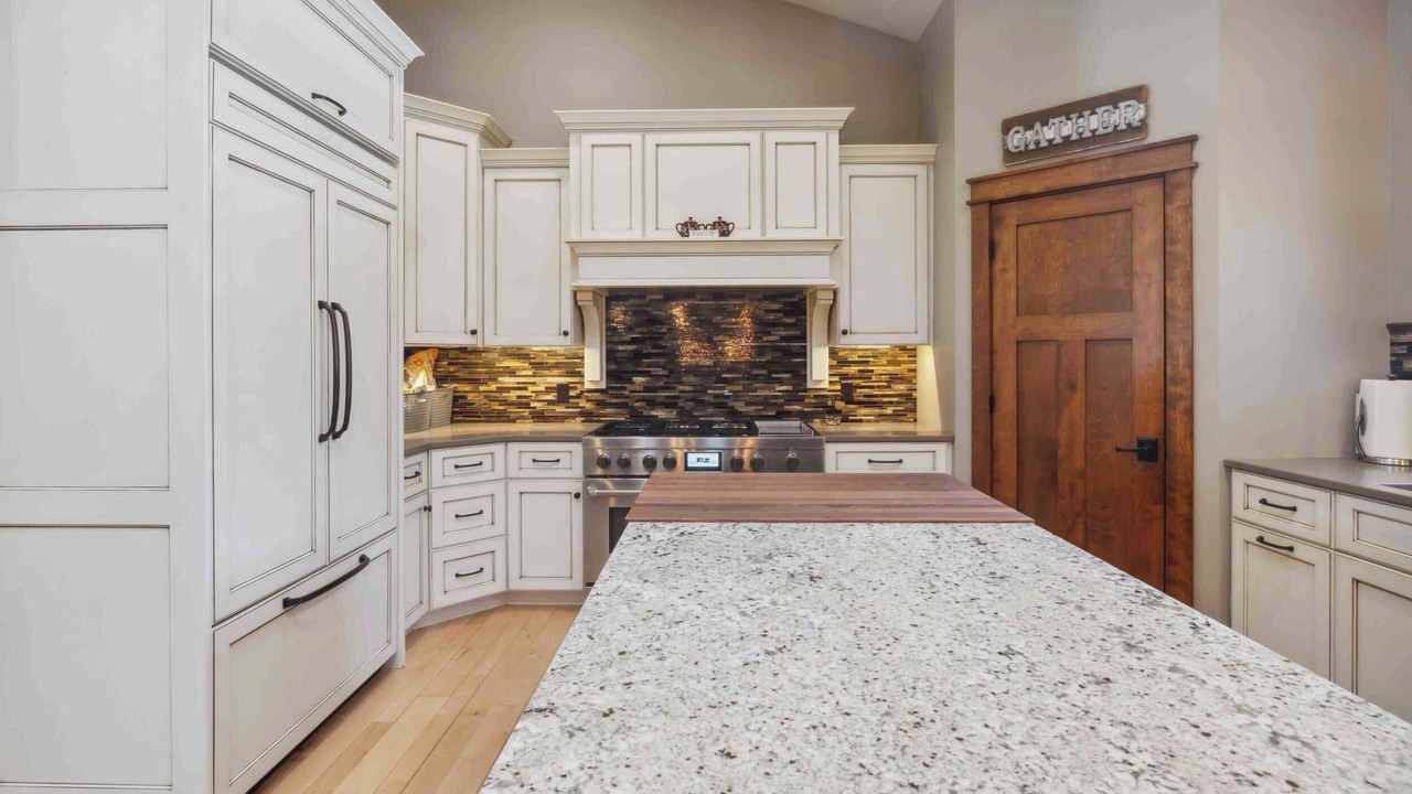 Photo of Kitchen in East Gull Lake