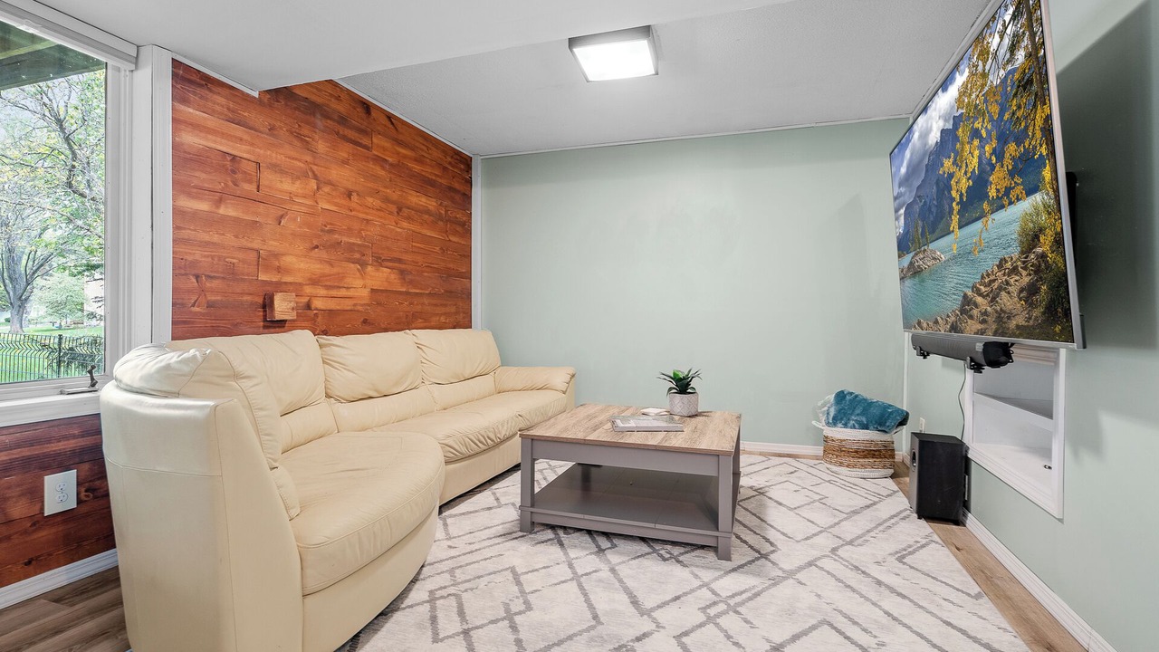 Photo of Livingroom in Plymouth