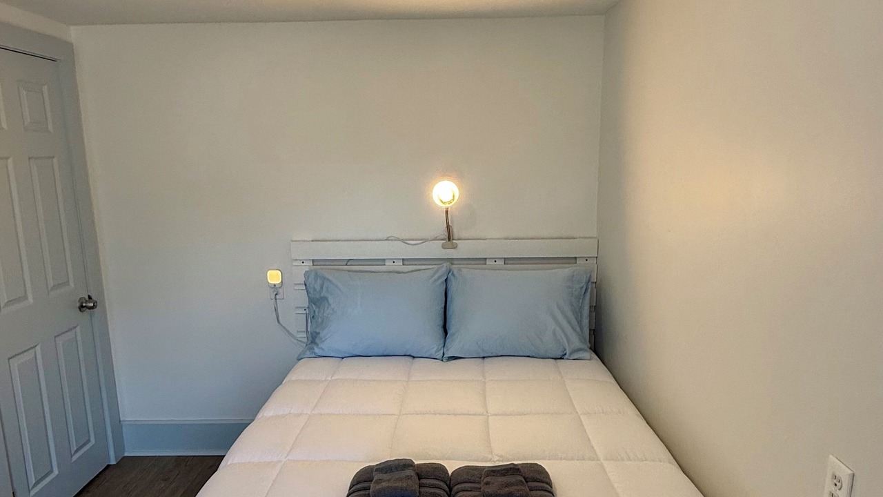 Photo of Bedroom in Lawrenceville