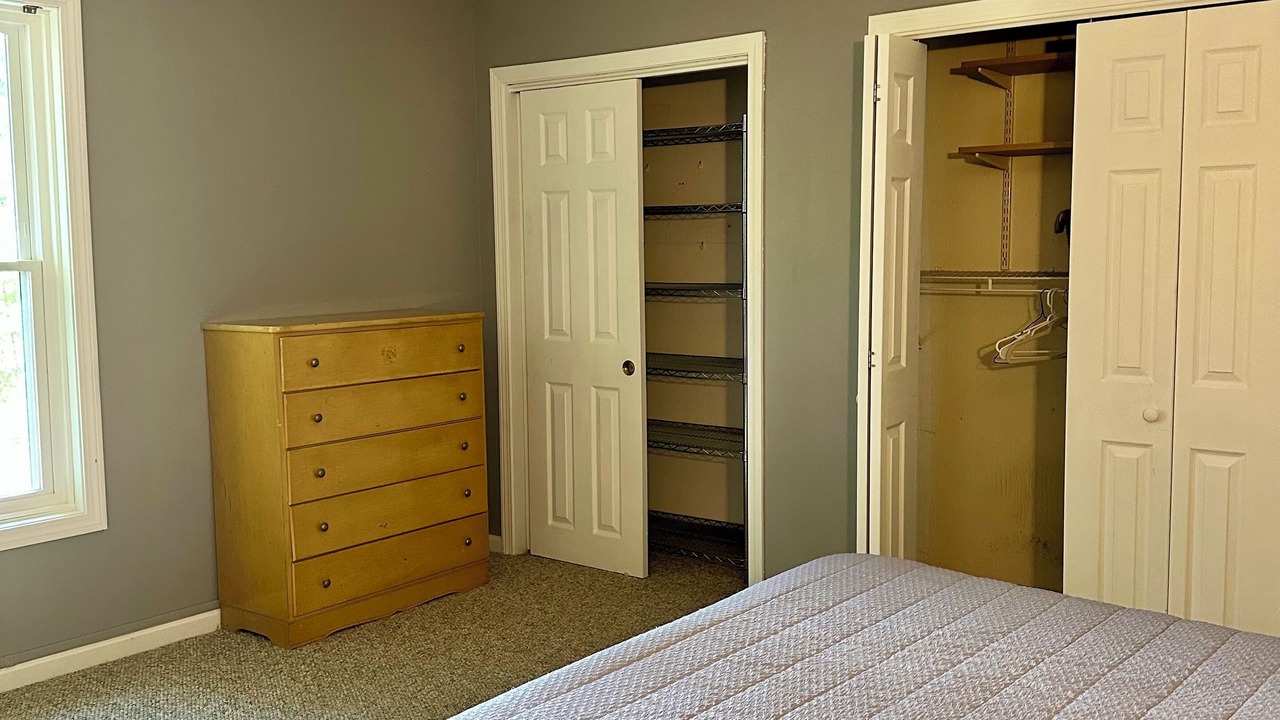 Photo of Bedroom in Hudson