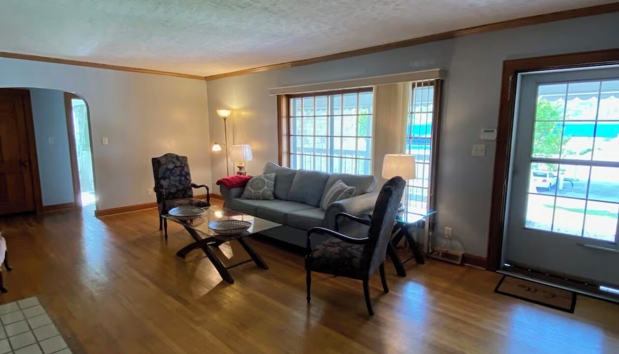 Photo of Livingroom in Betsy Layne