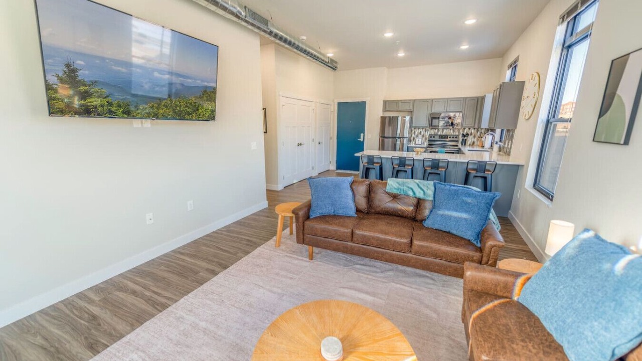 Photo of Livingroom in Downtown Eau Claire