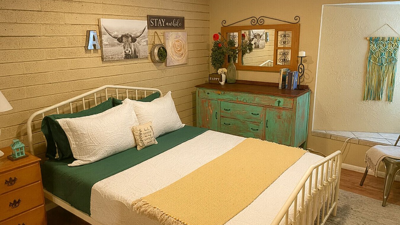 Photo of Bedroom in Northeast Heights