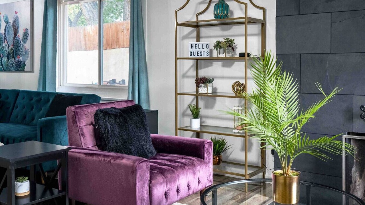 Photo of Livingroom in University Heights