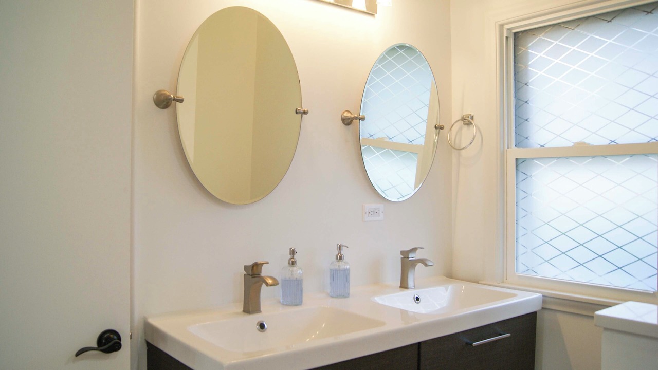 Photo of Bathroom in Maple Grove