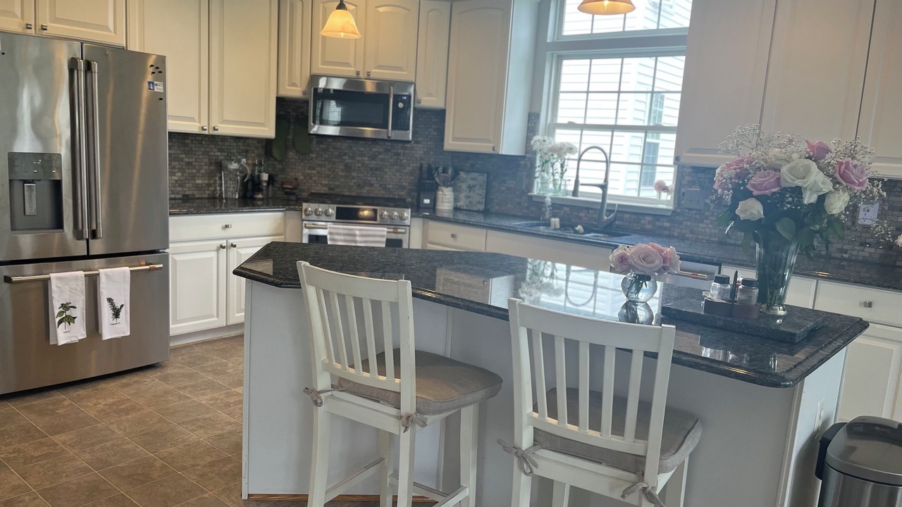 Photo of Kitchen in Lakeview