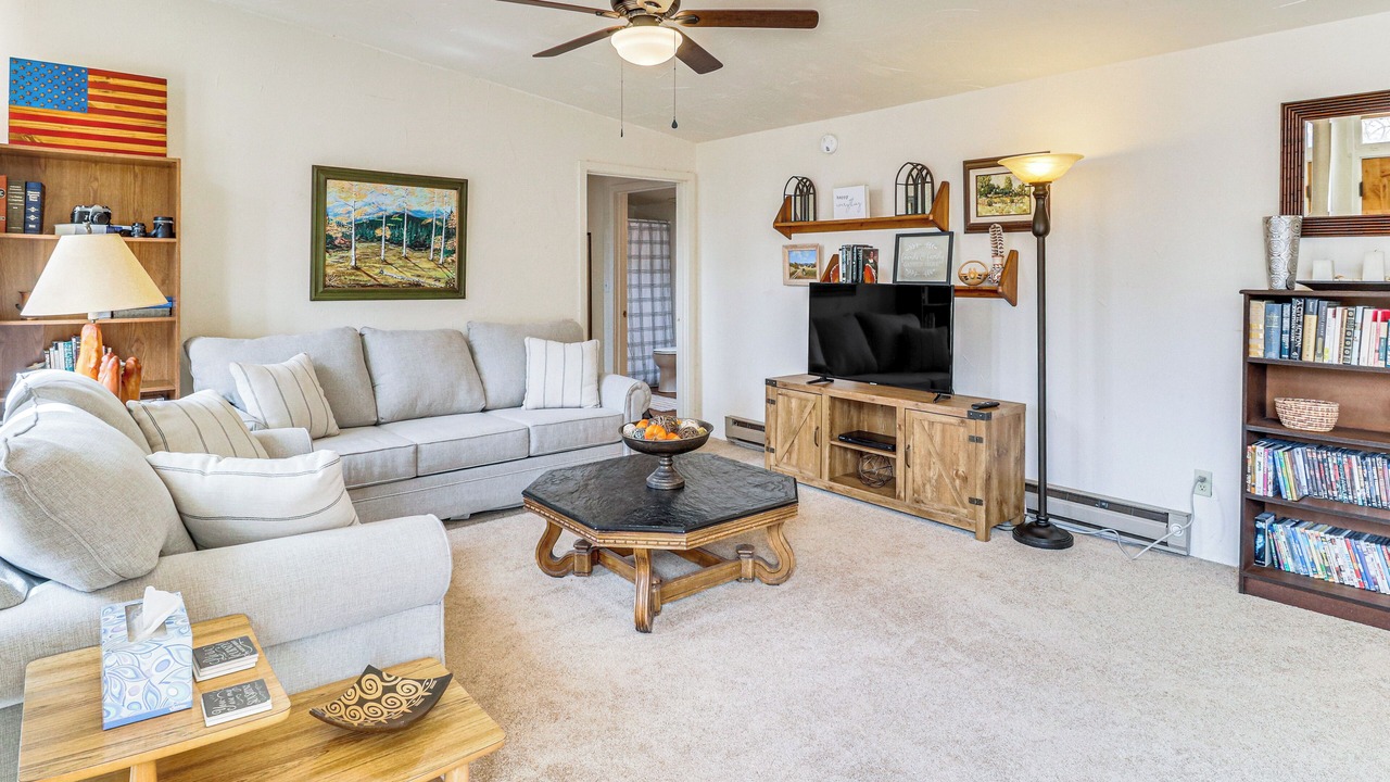 Photo of Livingroom in Jemez Springs