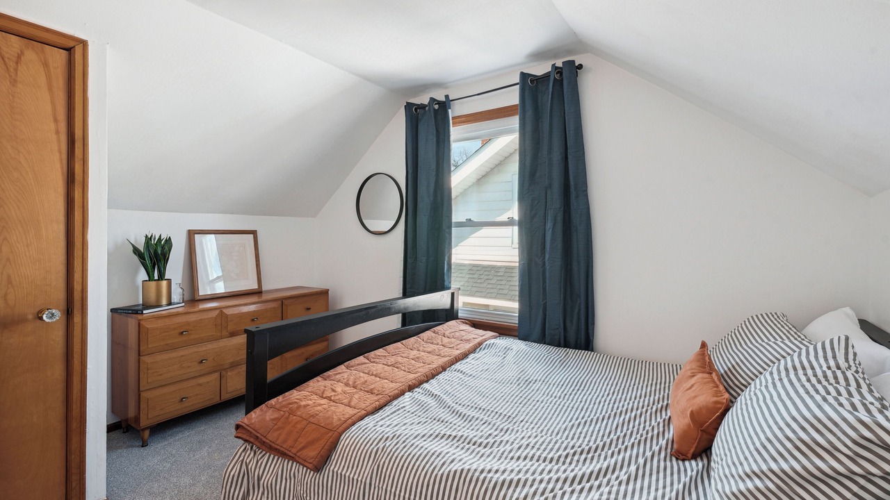 Photo of Bedroom in Toledo