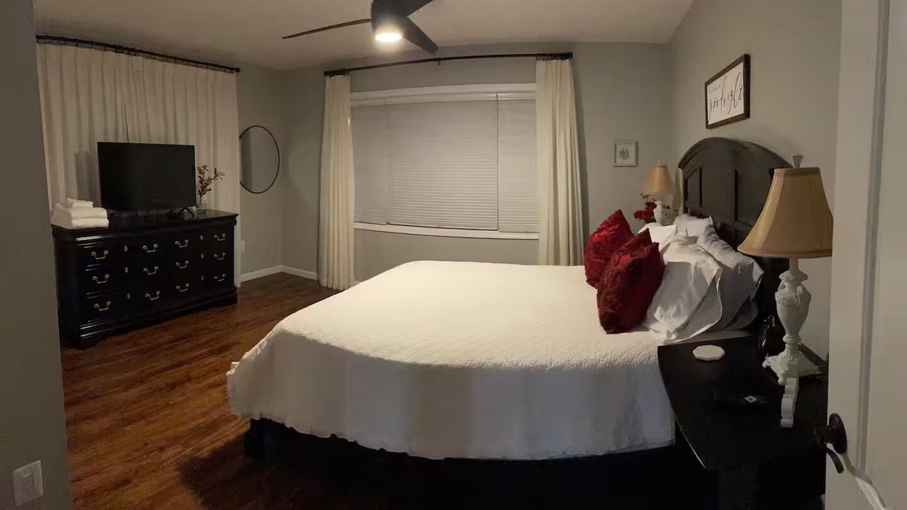 Photo of Bedroom in Accident