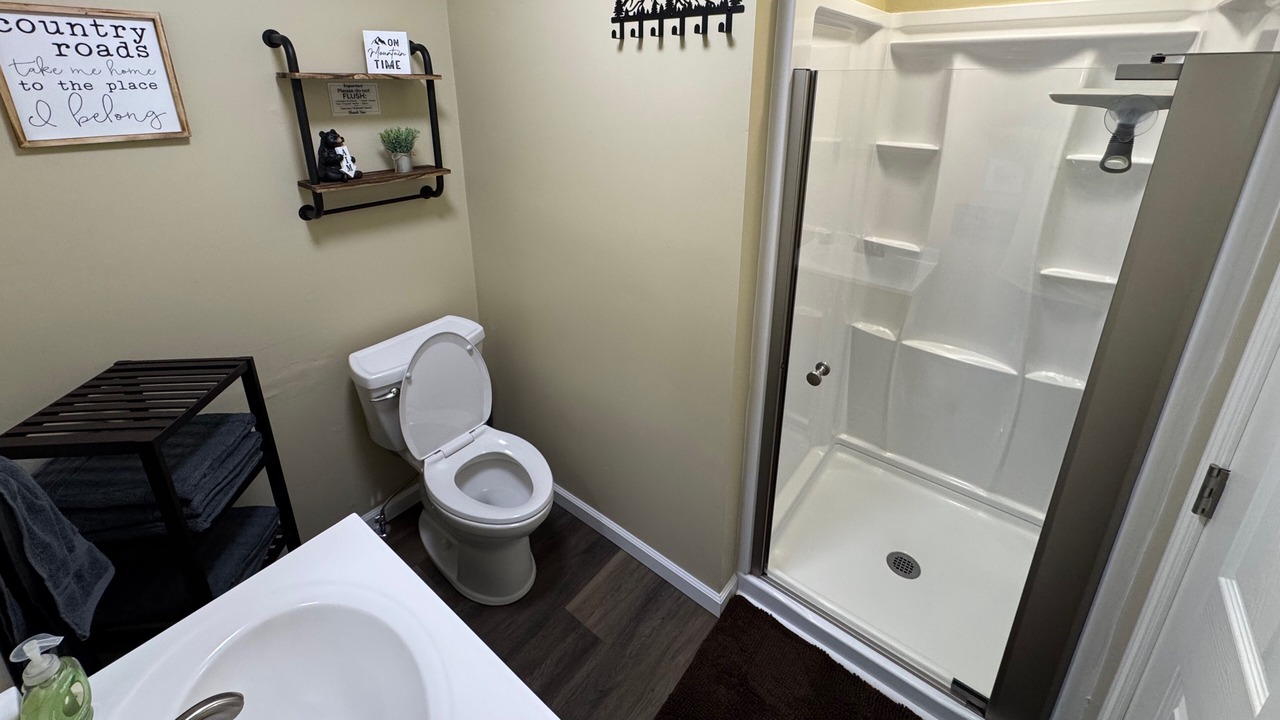Photo of Bathroom in Matewan